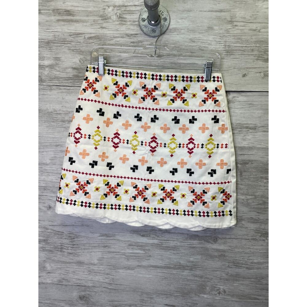 Blue Rein Francescas White Embroidered Scalloped Hem Mini Skirt Womens M